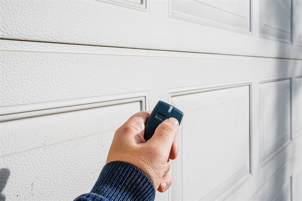The Overlooked Safety Risks of a Malfunctioning Garage Door